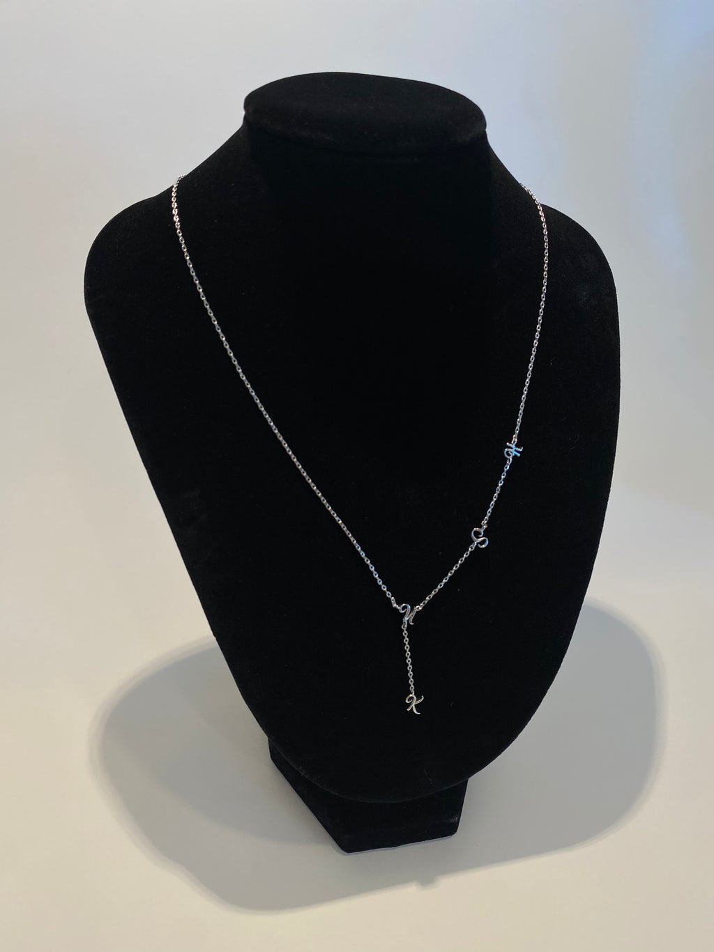 SILVER KUSH NECKLACE